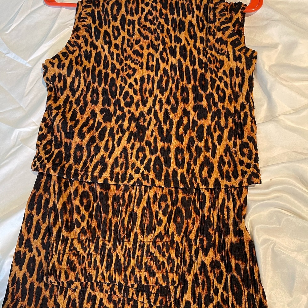 Leopard Print Sleeveless Dress